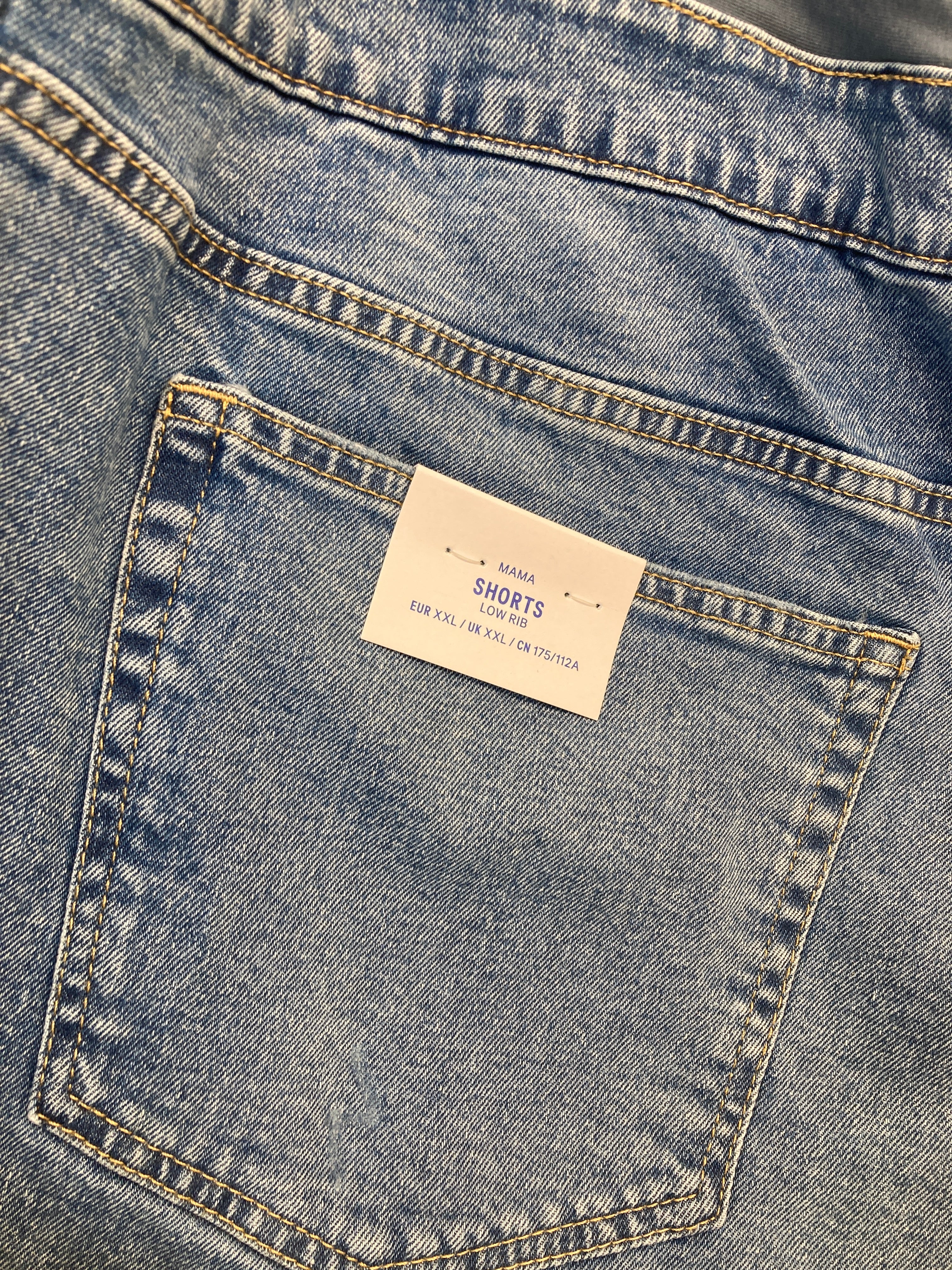 H&M Mama Shorts